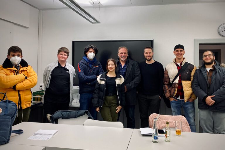 Runder Tisch des Arbeitskreises Karlsruher Schülervertretenden